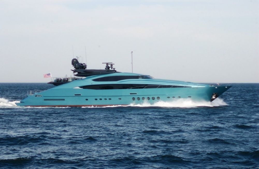 Yacht BLUE ICE, Palmer Johnson Yachts | CHARTERWORLD Luxury Superyacht